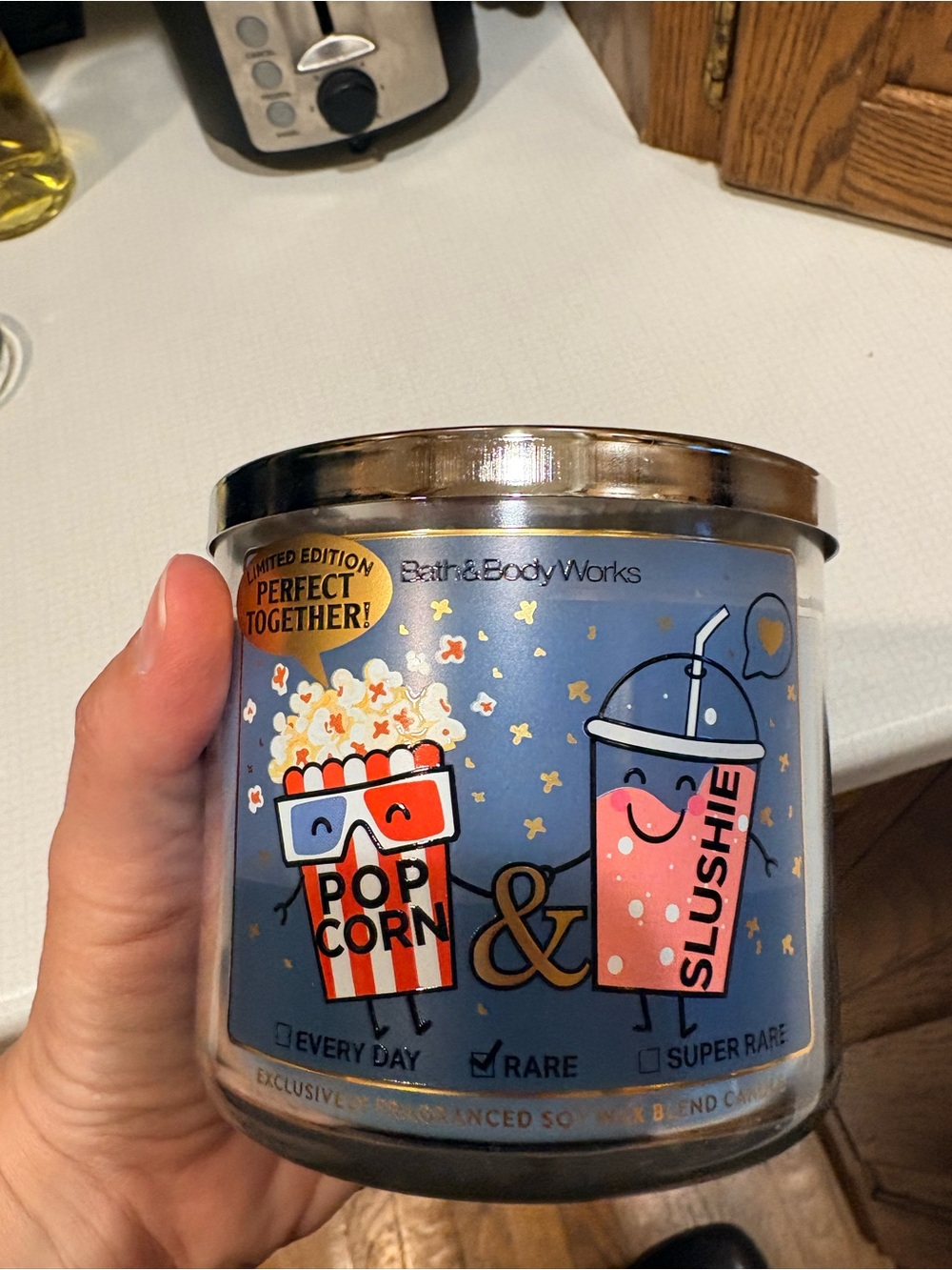 Rare-Bath & Body Works Popcorn & Slushie Candle - Blue Packaging